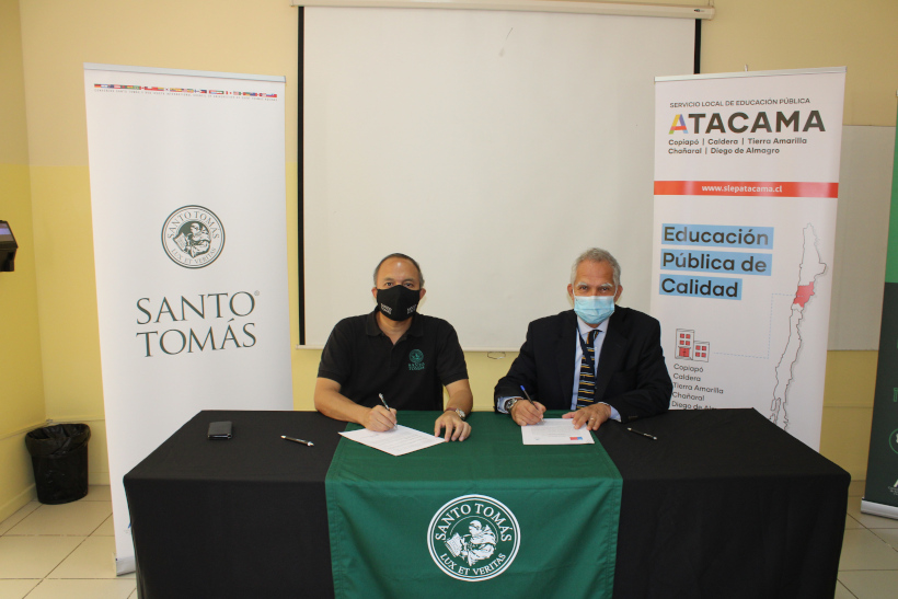 Servicio Local de Educación Pública Atacama sella acuerdo con IP/CFT Santo Tomás