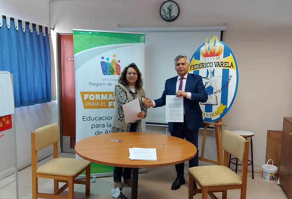 Liceo Federico Varela y SLEP Atacama firman importante convenio de colaboración con Centro de Formación Técnica en Chañaral