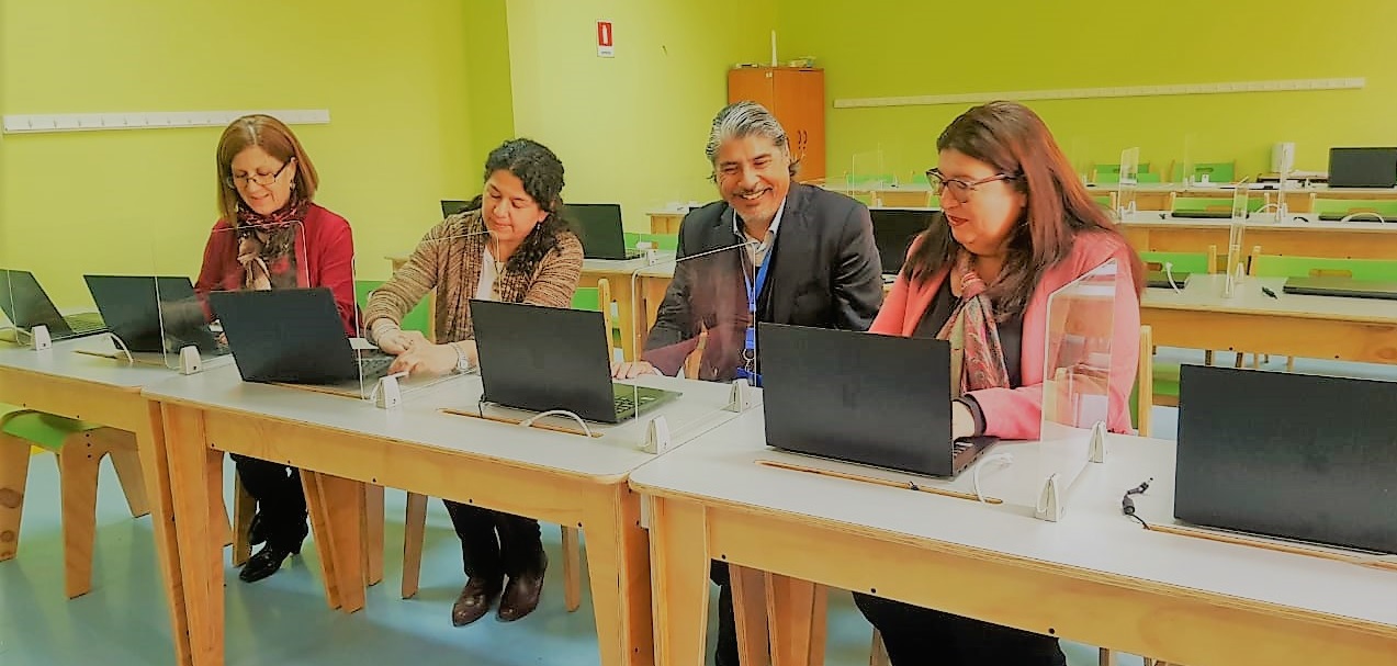 SLEP Atacama y Escuela Bruno Zavala inauguran laboratorio de computación con mobiliario y 46 equipos nuevos para estudiantes