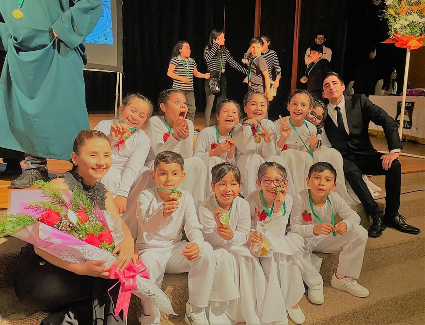 Con gran marco de público Escuela Isabel Peña Morales del SLEP Atacama realizó “Primer Festival en Lenguas de Señas Chilena”