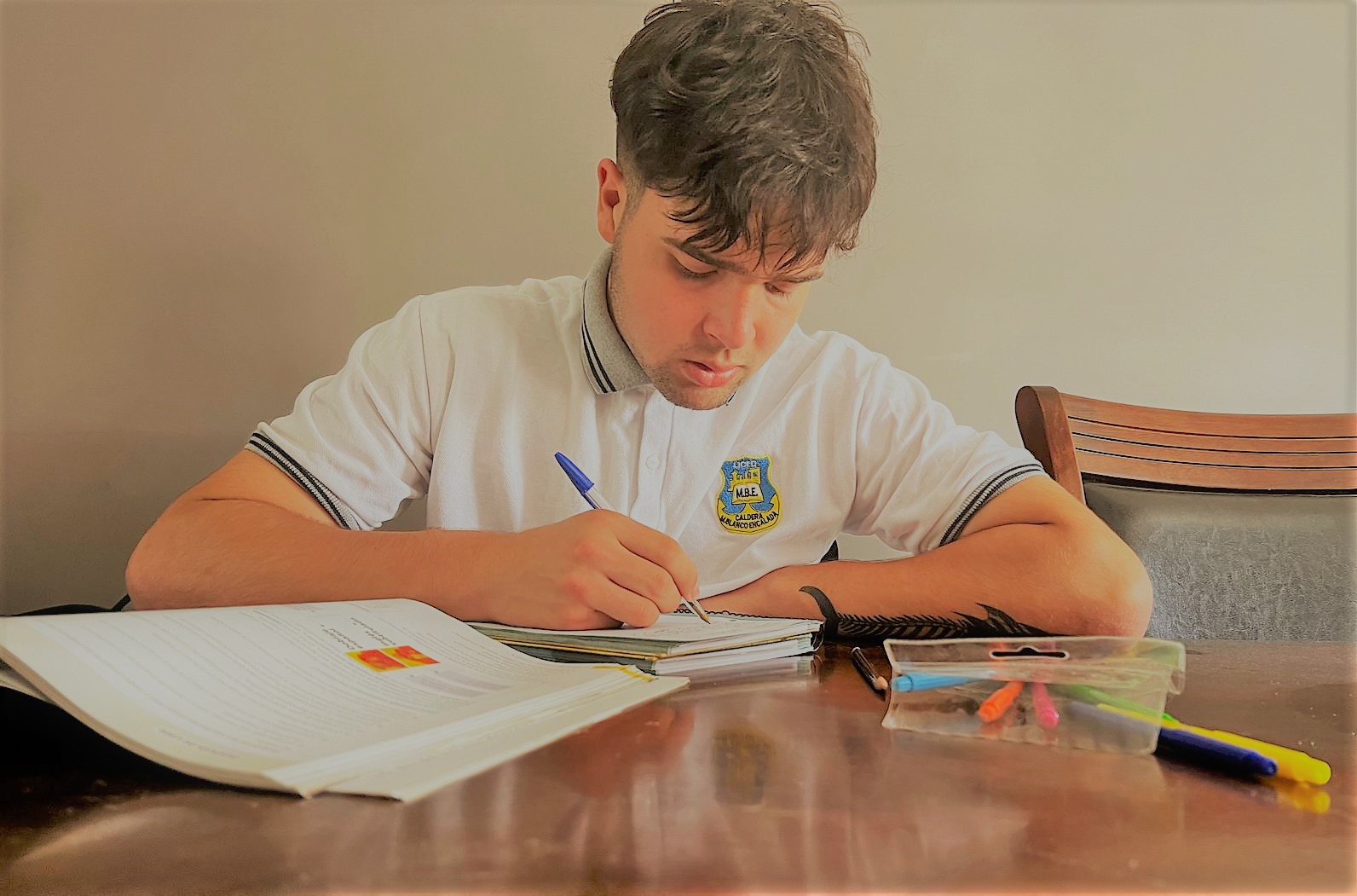 Alumno ejemplar Joan Villalobos del Liceo Manuel Blanco Encalada del SLEP Atacama es campeón nacional juvenil de boxeo