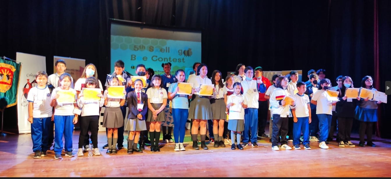 Estudiantes de SLEP Atacama lucieron habilidades lingüísticas en concurso Spelling Bee organizado por red pedagógica de inglés en Copiapó