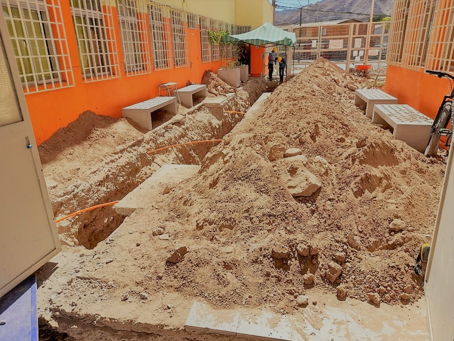 SLEP Atacama repara baños y realiza conservación completa de red de alcantarillados en Escuela Carlos María Sayago