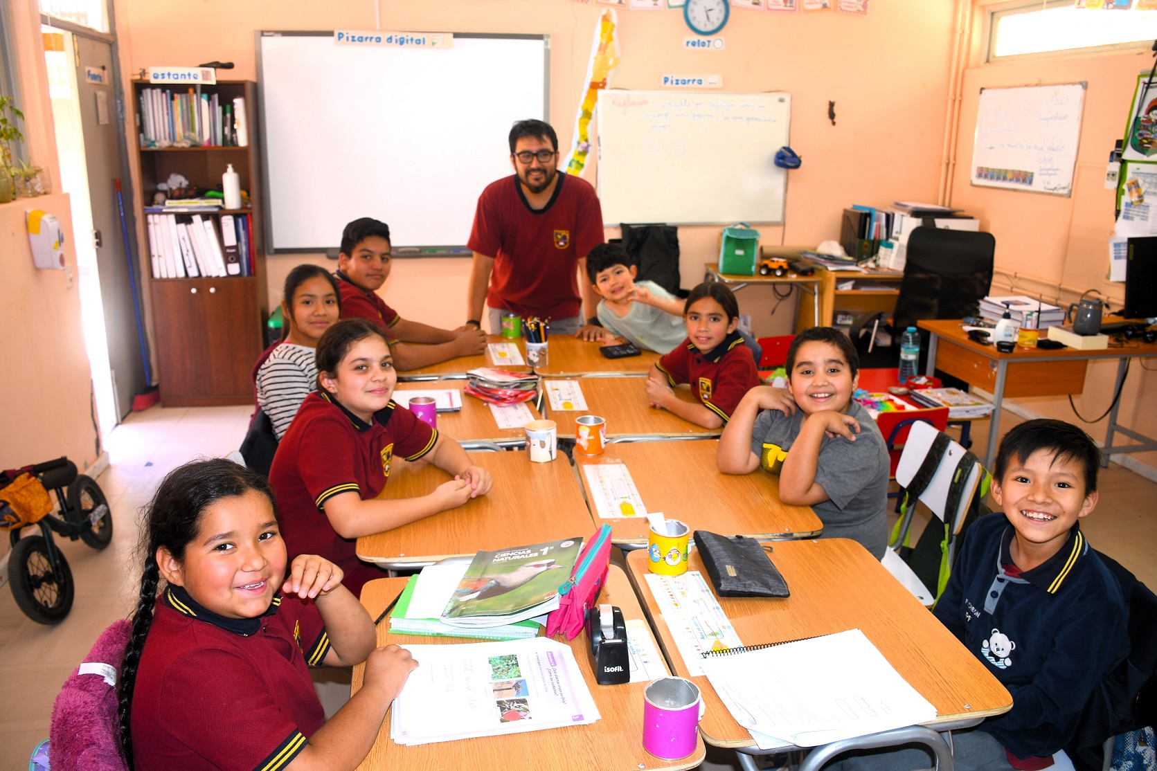 Profesor Nicolás Maraboli: Desde 2016 fortaleciendo la ´Educación Pública Rural´ en Escuela Jaime Prohens Tierra Amarilla